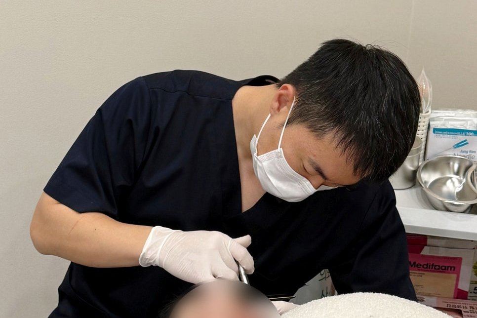 다이어트 후 볼이 패였을 때 뭐부터 해야 될까요?